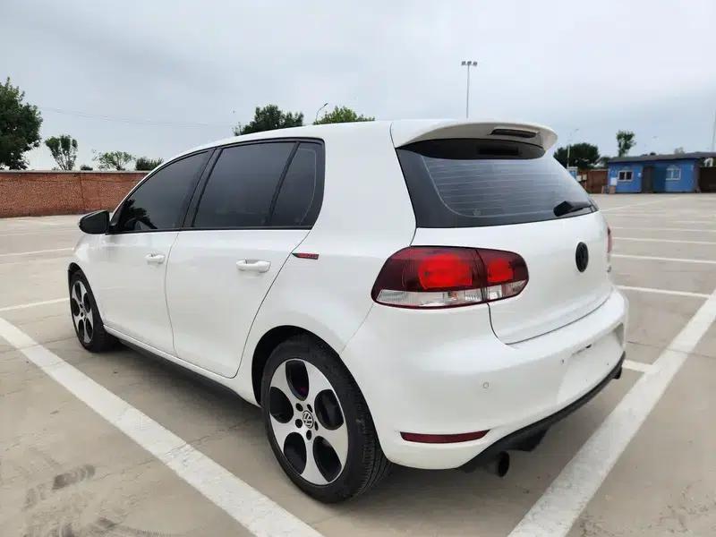 2010 Golf GTI 2.0TSI GTI — миниатюра 4