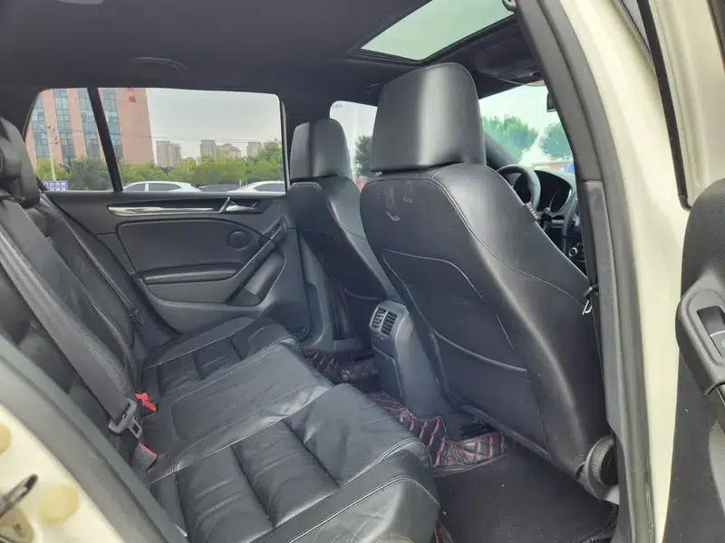 2010 Golf GTI 2.0TSI GTI — миниатюра 10