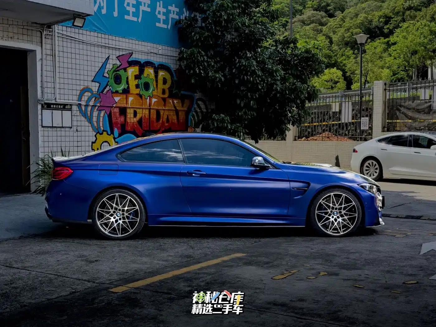 2017 BMW M4 Coupe Fan Edition — миниатюра 3