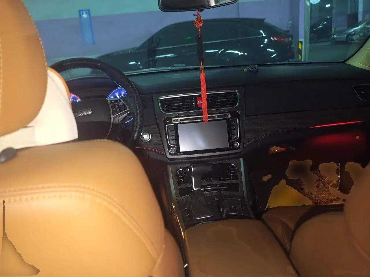 Haval H8 2015 2.0T Four-Wheel Drive Comfort Version — миниатюра 9