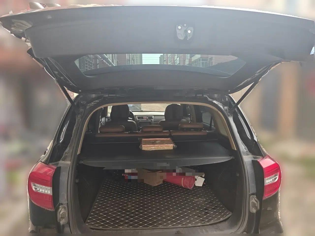 Haval H8 2015 2.0T Two-Wheel-Drive Standard Version — миниатюра 19