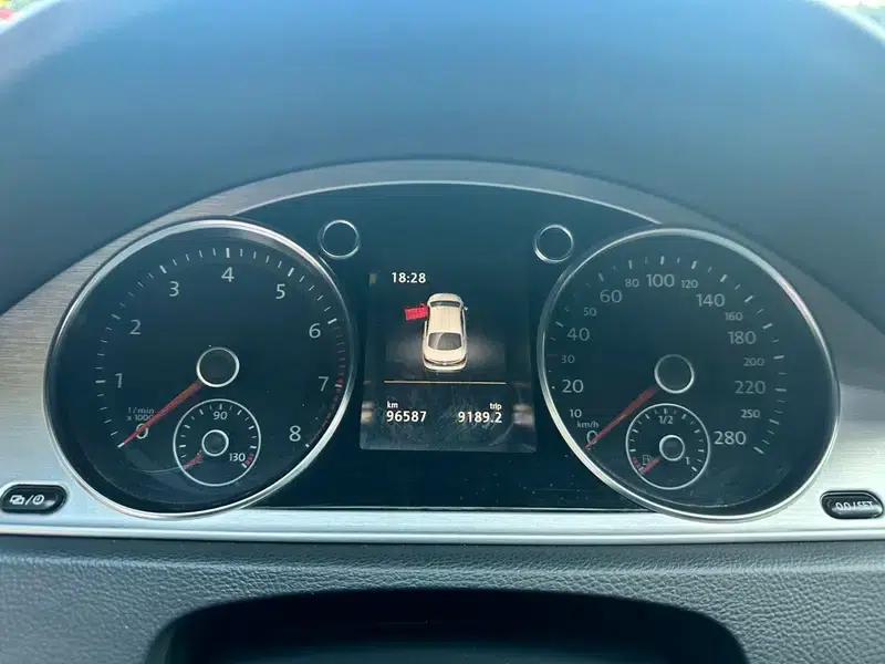 Volkswagen CC 2016 1.8TSI Luxury — миниатюра 9