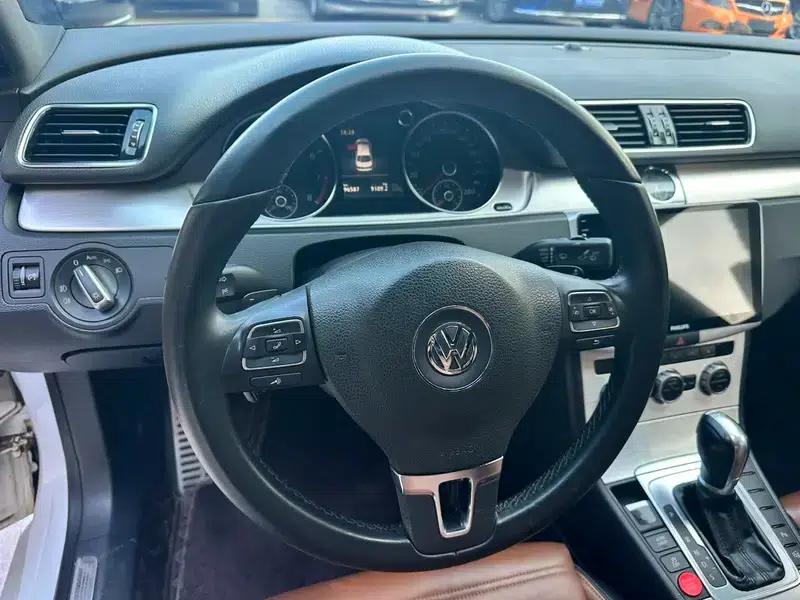 Volkswagen CC 2016 1.8TSI Luxury — миниатюра 10