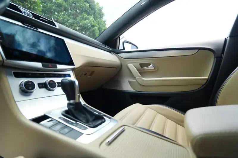 Volkswagen CC 2015 1.8TSI Premium — миниатюра 21