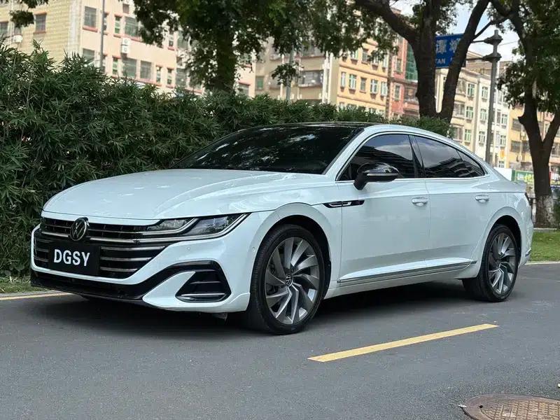 Volkswagen CC 2021 380TSI Striking Edition — миниатюра 1