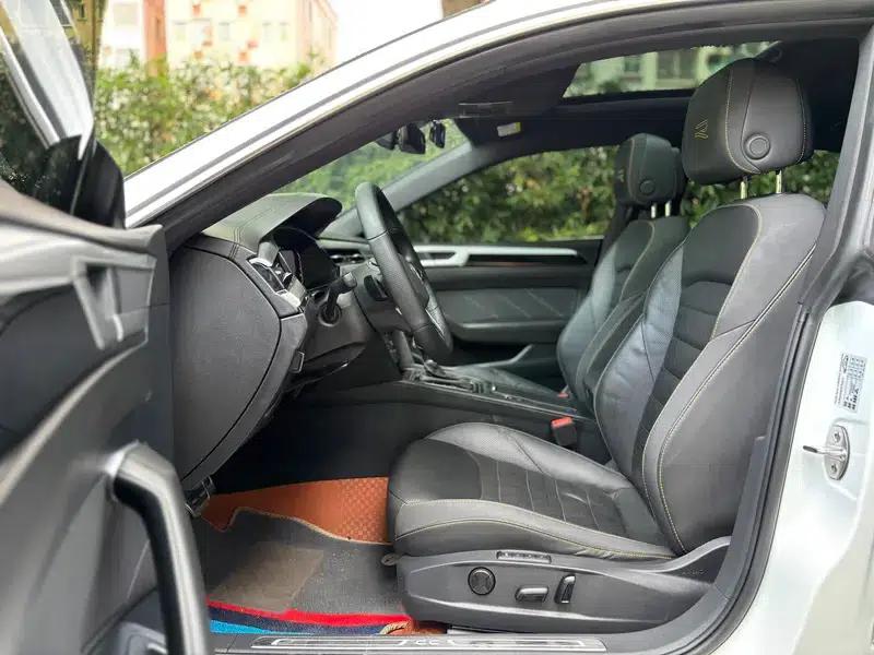 Volkswagen CC 2021 380TSI Striking Edition — миниатюра 24