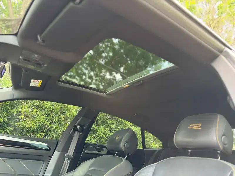 Volkswagen CC 2021 380TSI Striking Edition — миниатюра 27