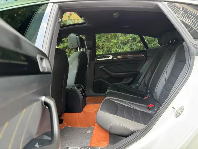 Volkswagen CC 2021 380TSI Striking Edition — миниатюра 29