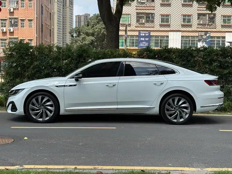 Volkswagen CC 2021 380TSI Striking Edition — миниатюра 4