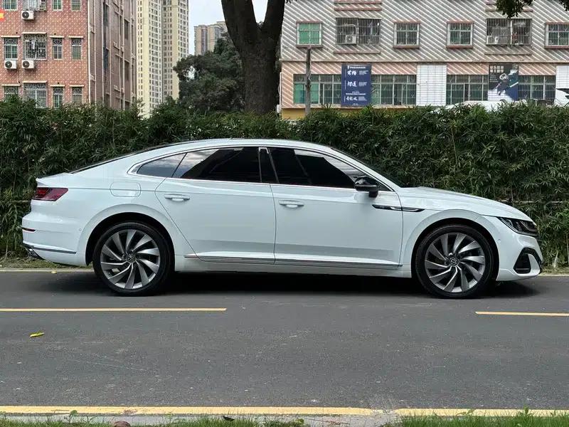 Volkswagen CC 2021 380TSI Striking Edition — миниатюра 8