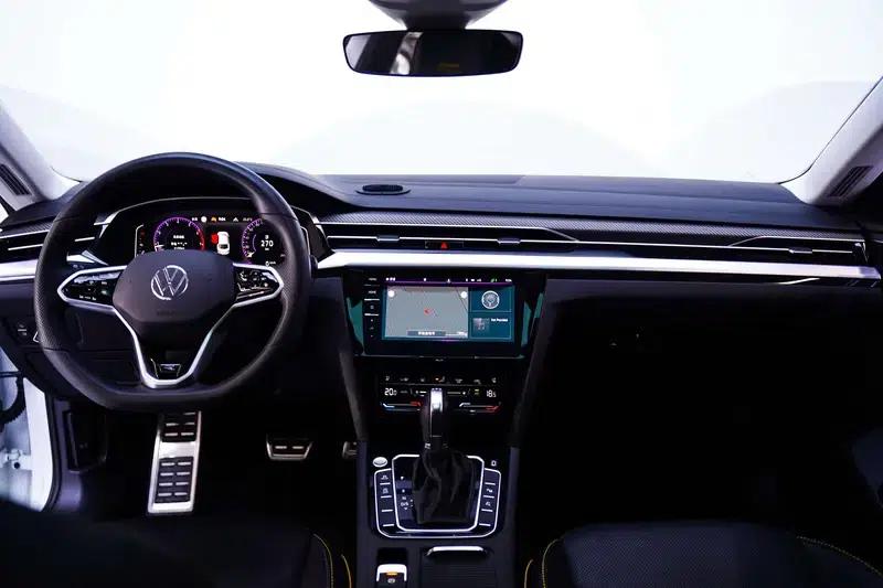 Volkswagen CC 2023 380TSI Brilliant Edition — миниатюра 7