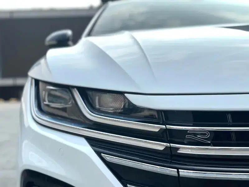 Volkswagen CC 2021 380TSI Striking Edition — миниатюра 8