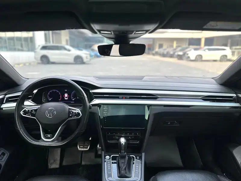 Volkswagen CC 2021 380TSI Striking Edition — миниатюра 9