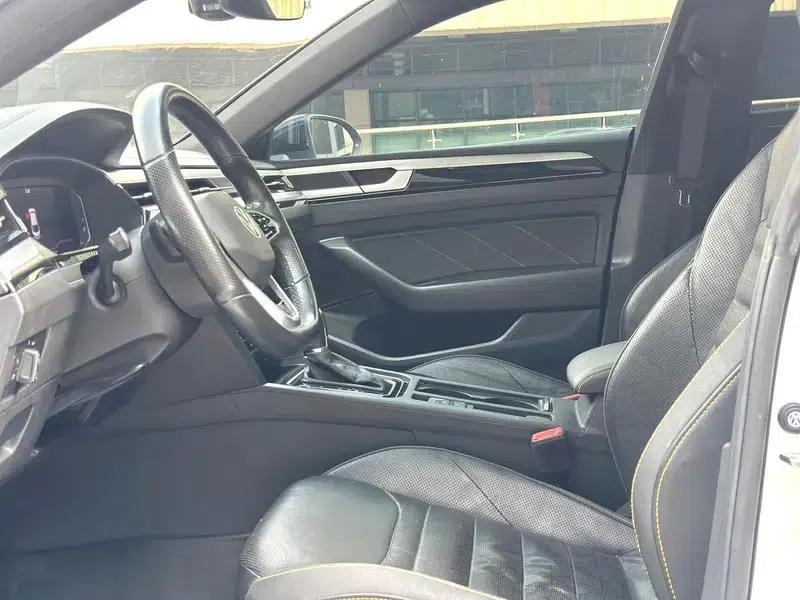 Volkswagen CC 2021 380TSI Striking Edition — миниатюра 10