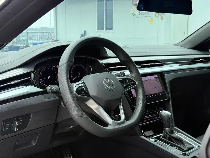 Volkswagen CC 2021 380TSI Striking Edition — миниатюра 13