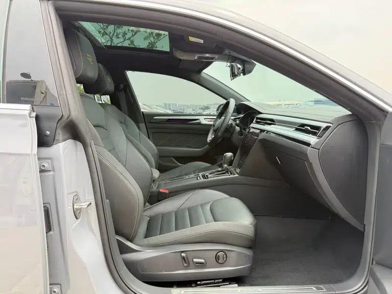 Volkswagen CC 2021 380TSI Striking Edition — миниатюра 16