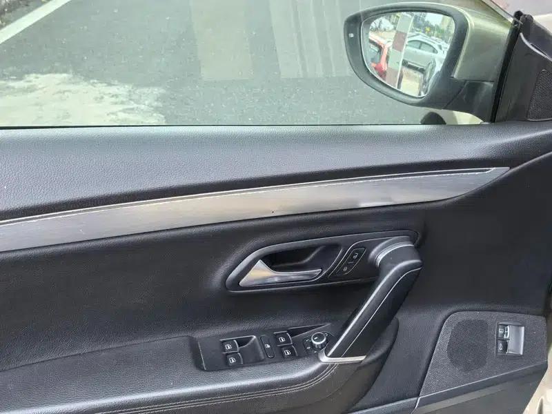 Volkswagen CC 2016 1.8TSI Luxury — миниатюра 10