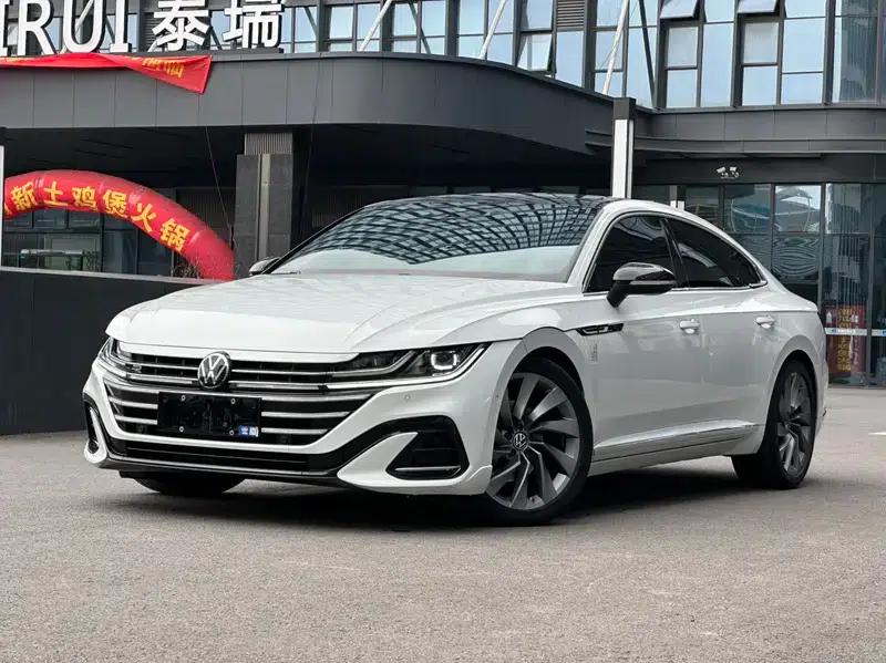 Volkswagen CC 2024 380TSI Striking Edition — миниатюра 1