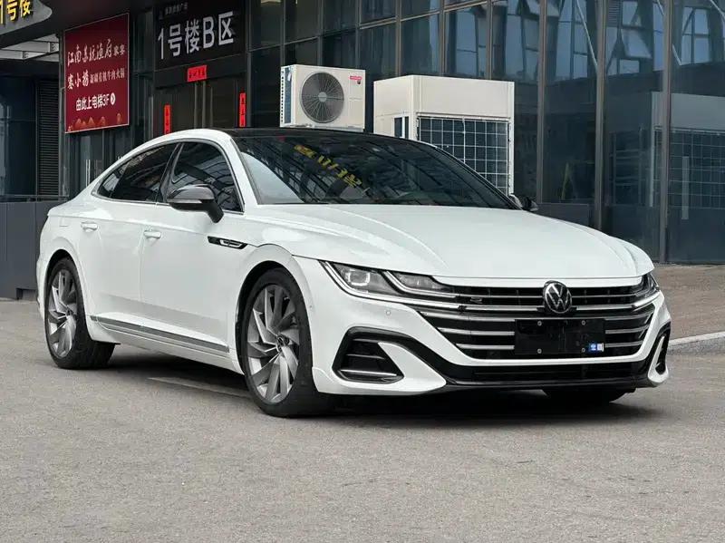 Volkswagen CC 2024 380TSI Striking Edition — миниатюра 3