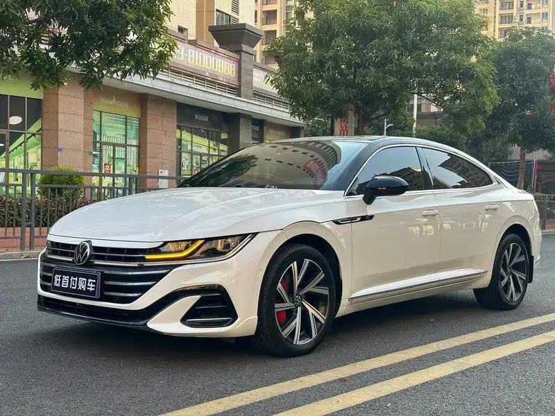 Volkswagen CC 2021 380TSI Striking Edition — миниатюра 1