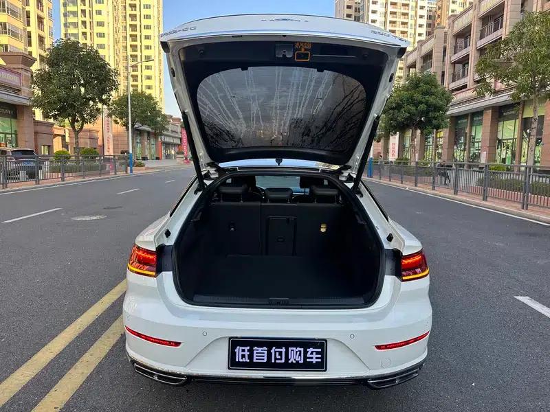 Volkswagen CC 2021 380TSI Striking Edition — миниатюра 11