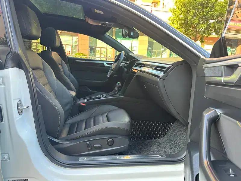 Volkswagen CC 2021 380TSI Striking Edition — миниатюра 21