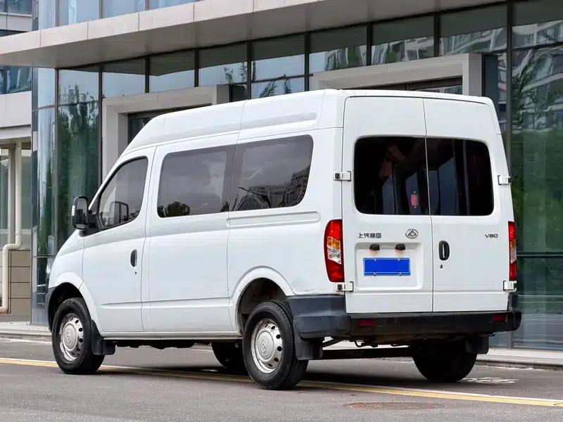 Xintu V80 2019 Classic Model 2.5T 6-speed Manual Transmission Short Wheelbase Mid-Roof 5/6 Seats — миниатюра 4