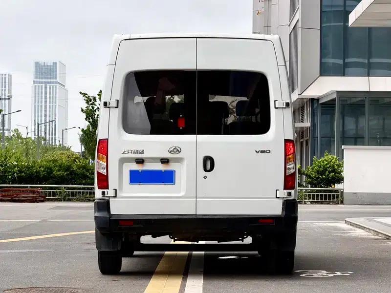 Xintu V80 2019 Classic Model 2.5T 6-speed Manual Transmission Short Wheelbase Mid-Roof 5/6 Seats — миниатюра 5
