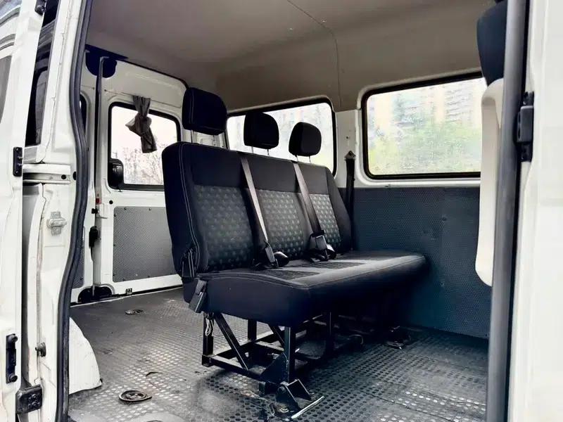 Xintu V80 2019 Classic Model 2.5T 6-speed Manual Transmission Short Wheelbase Mid-Roof 5/6 Seats — миниатюра 10
