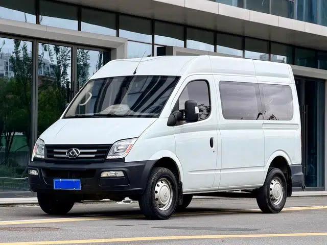 Xintu V80 2019 Classic Model 2.5T 6-speed Manual Transmission Short Wheelbase Mid-Roof 5/6 Seats