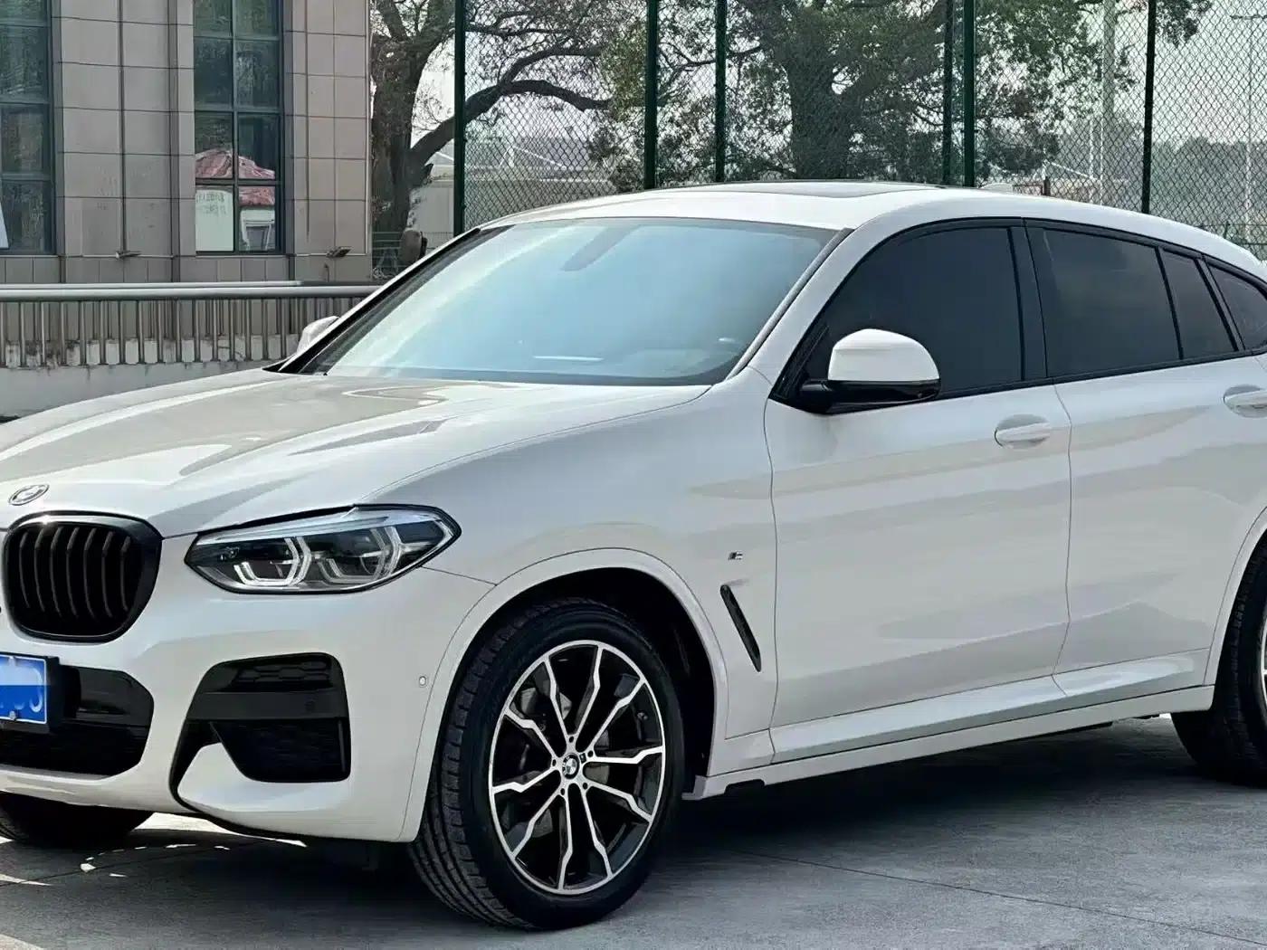 2021 BMW X4 xDrive 25i M Sport Package — миниатюра 1