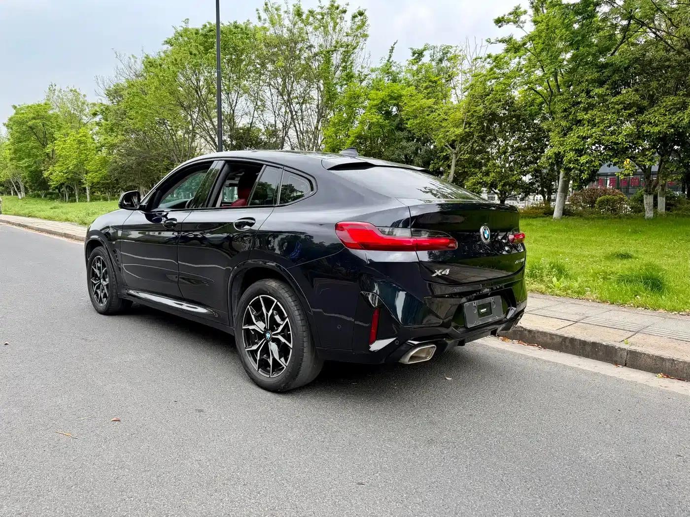 2022 BMW X4 xDrive 25i M Sport Package — миниатюра 11