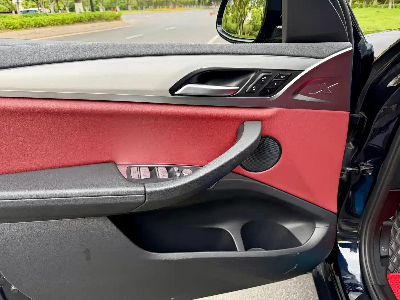 2022 BMW X4 xDrive 25i M Sport Package — миниатюра 12