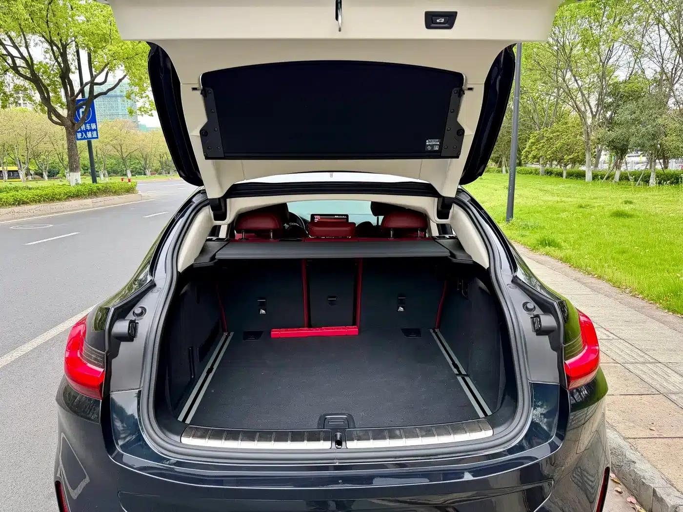 2022 BMW X4 xDrive 25i M Sport Package — миниатюра 10