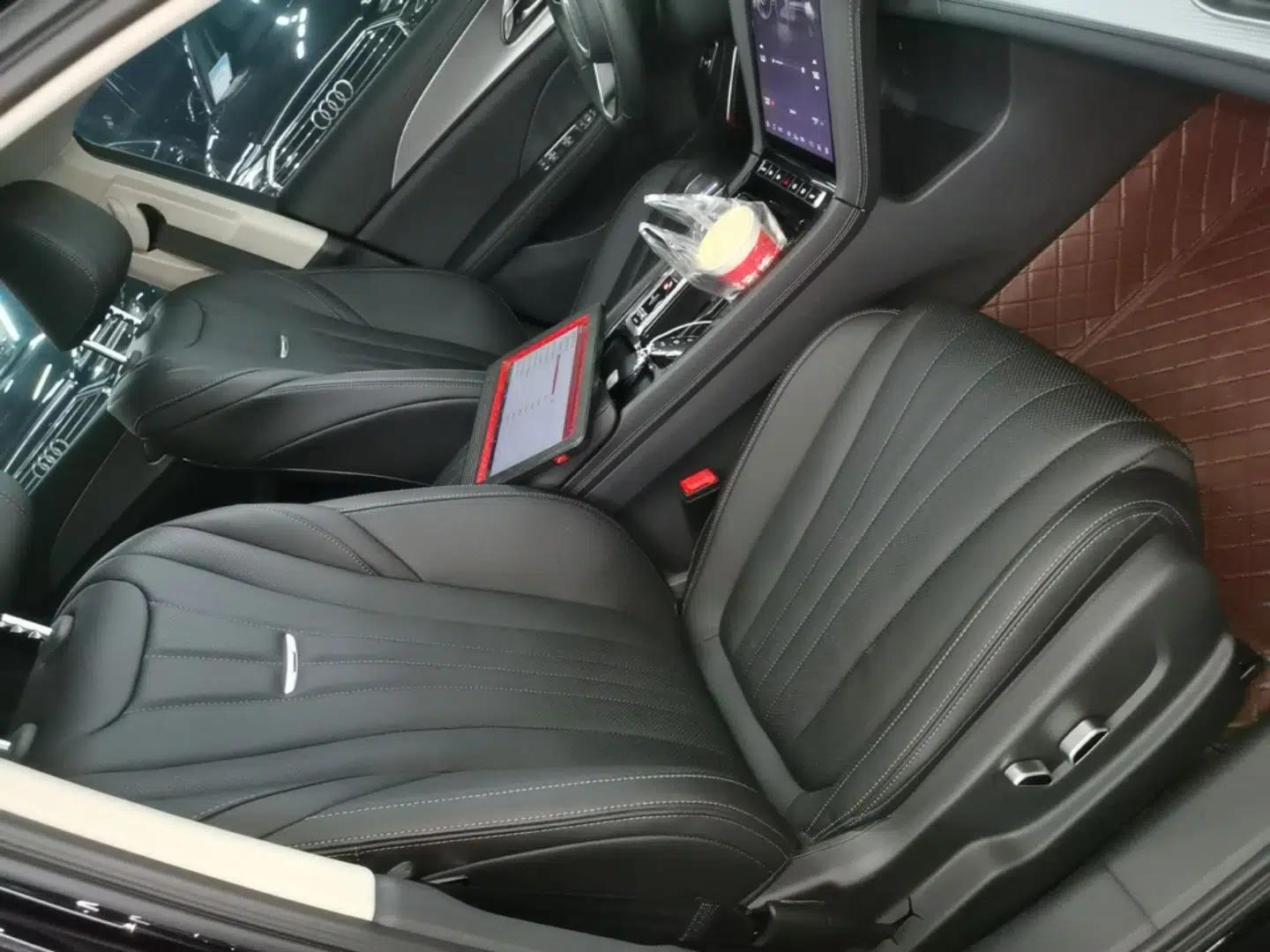 Hongqi H5 2024 2.0T Automatic Smart Connect Flagship Edition — миниатюра 19