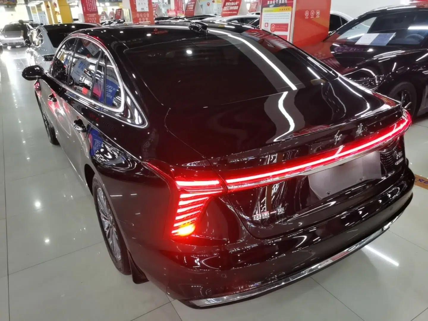 Hongqi H5 2024 2.0T Automatic Smart Connect Flagship Edition — миниатюра 4