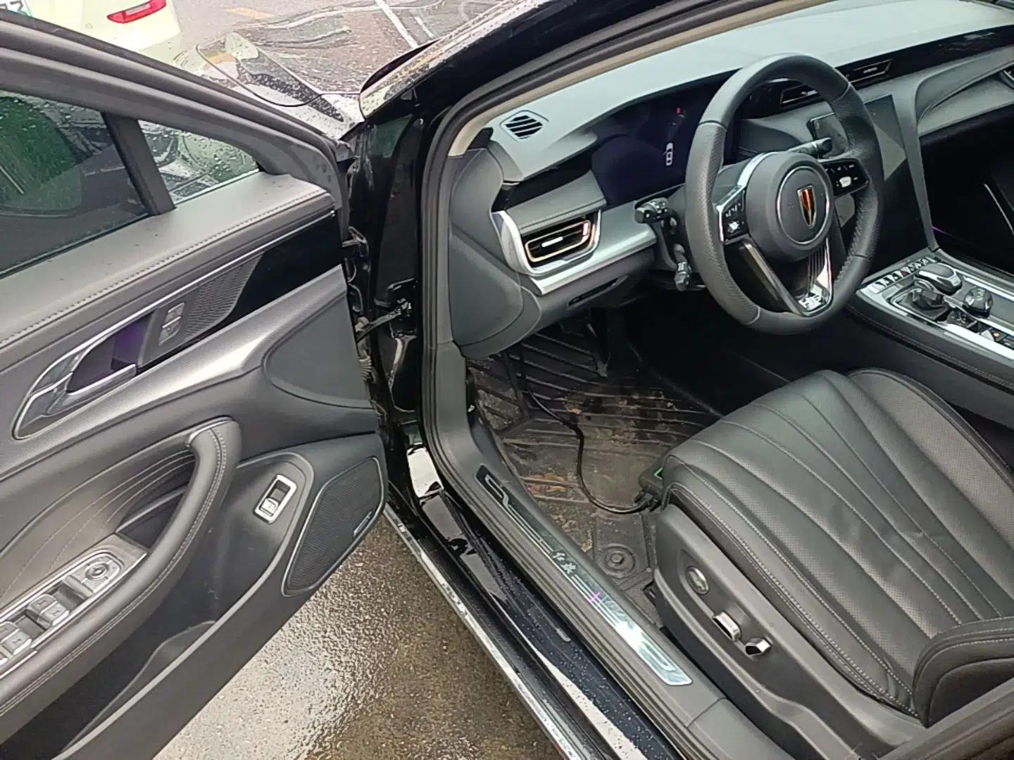 Hongqi H5 2023 2.0T Automatic Smart Connect Flagship Edition — миниатюра 18