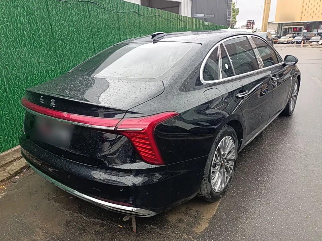 Hongqi H5 2023 2.0T Automatic Smart Connect Flagship Edition — миниатюра 6