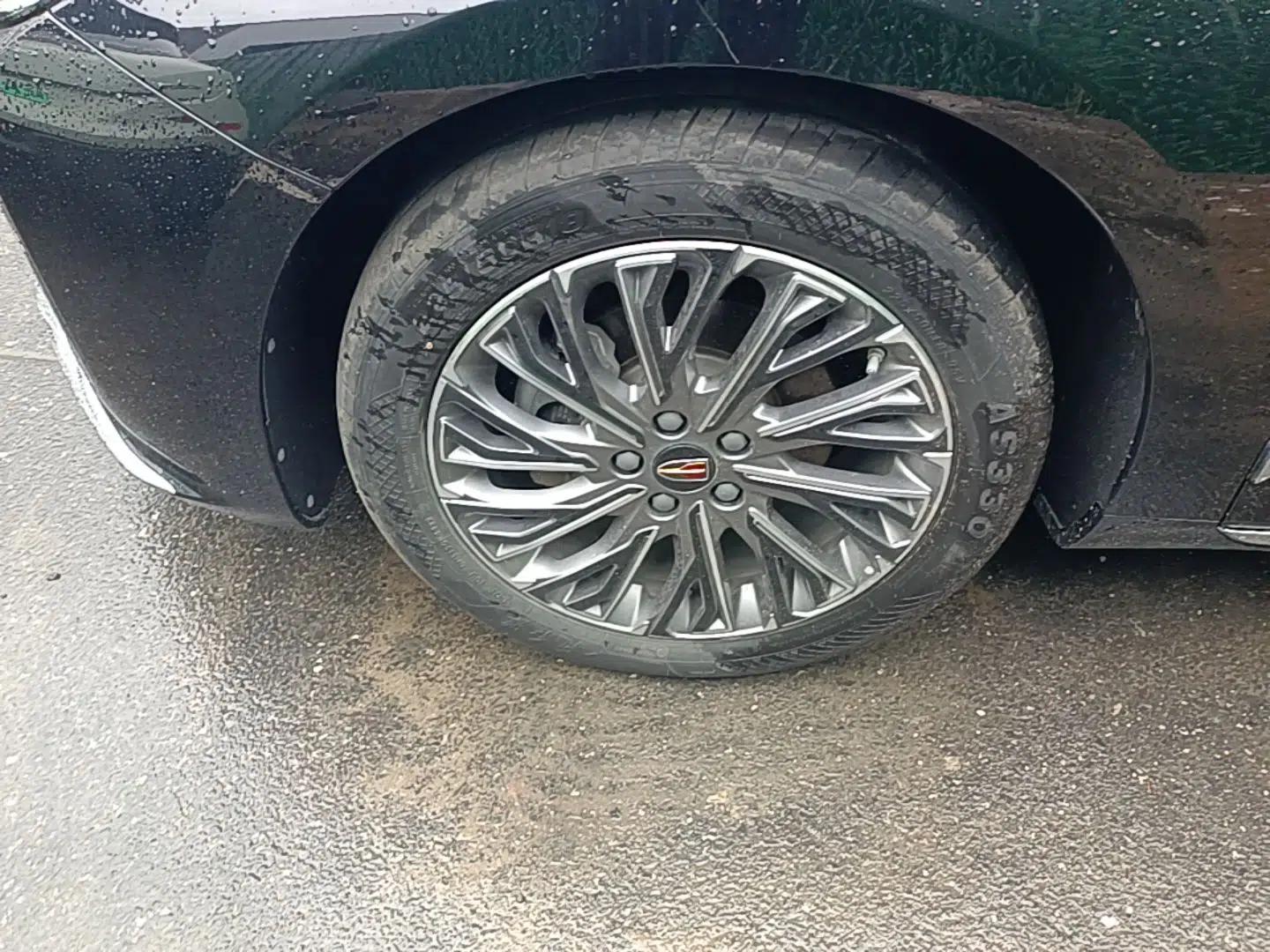 Hongqi H5 2023 2.0T Automatic Smart Connect Flagship Edition — миниатюра 10