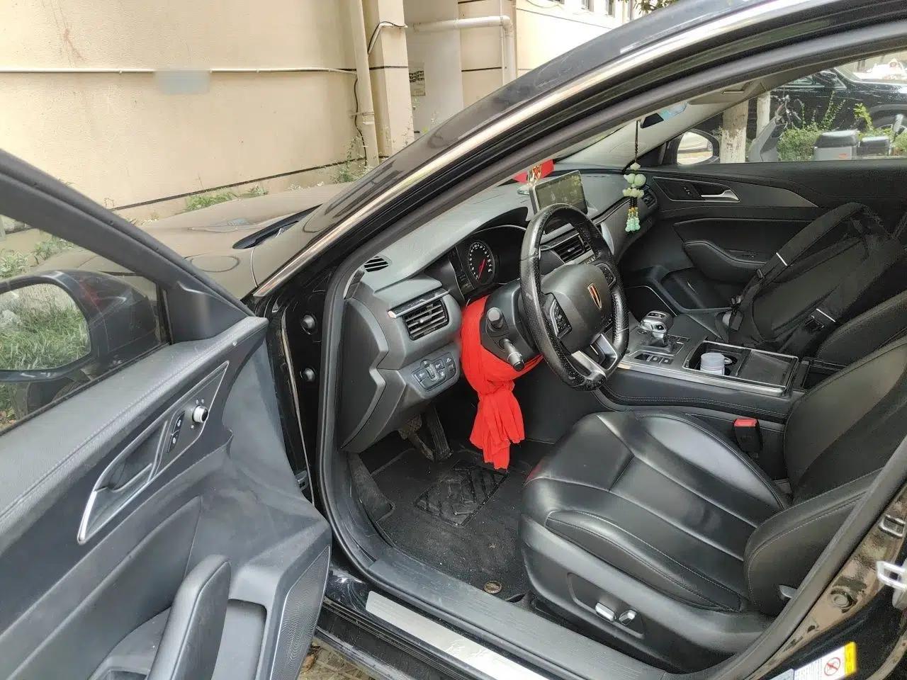 Hongqi H5 2020 1.8T Automatic ZhiLian QiYun Edition — миниатюра 16