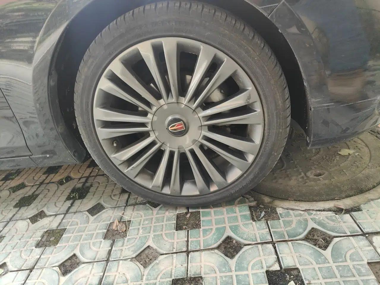 Hongqi H5 2020 1.8T Automatic ZhiLian QiYun Edition — миниатюра 8