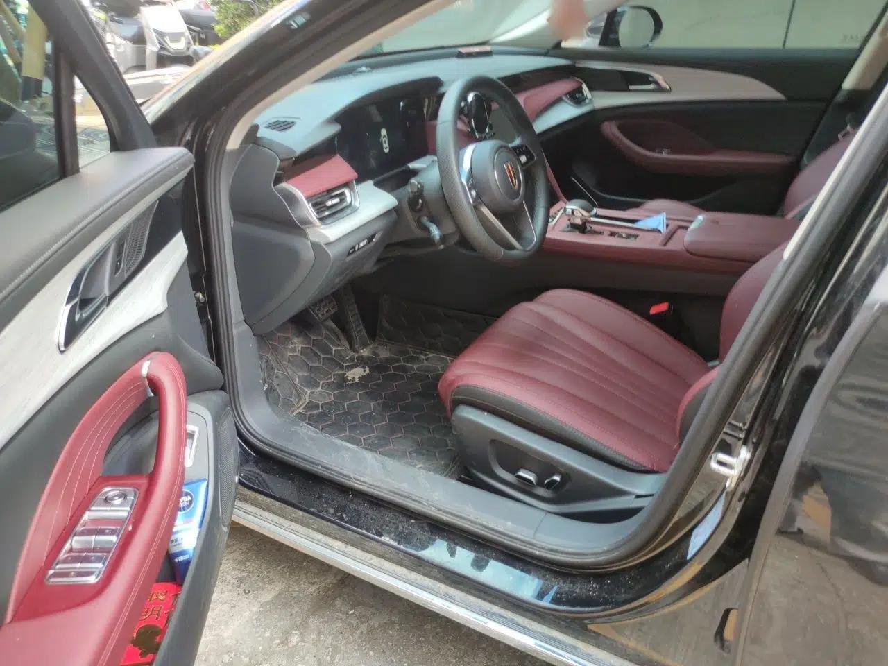 Hongqi H5 2025 1.5T DCT Qiyun 500 000th Unit Commemorative Edition — миниатюра 16