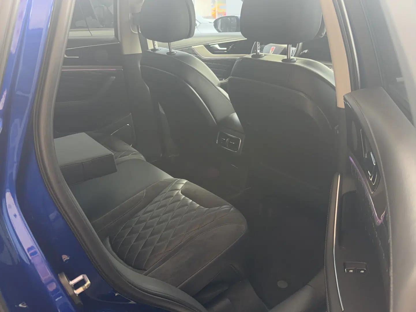 Hongqi HS5 2019 2.0T Smart Connect Flagship All-Wheel-Drive Version — миниатюра 10