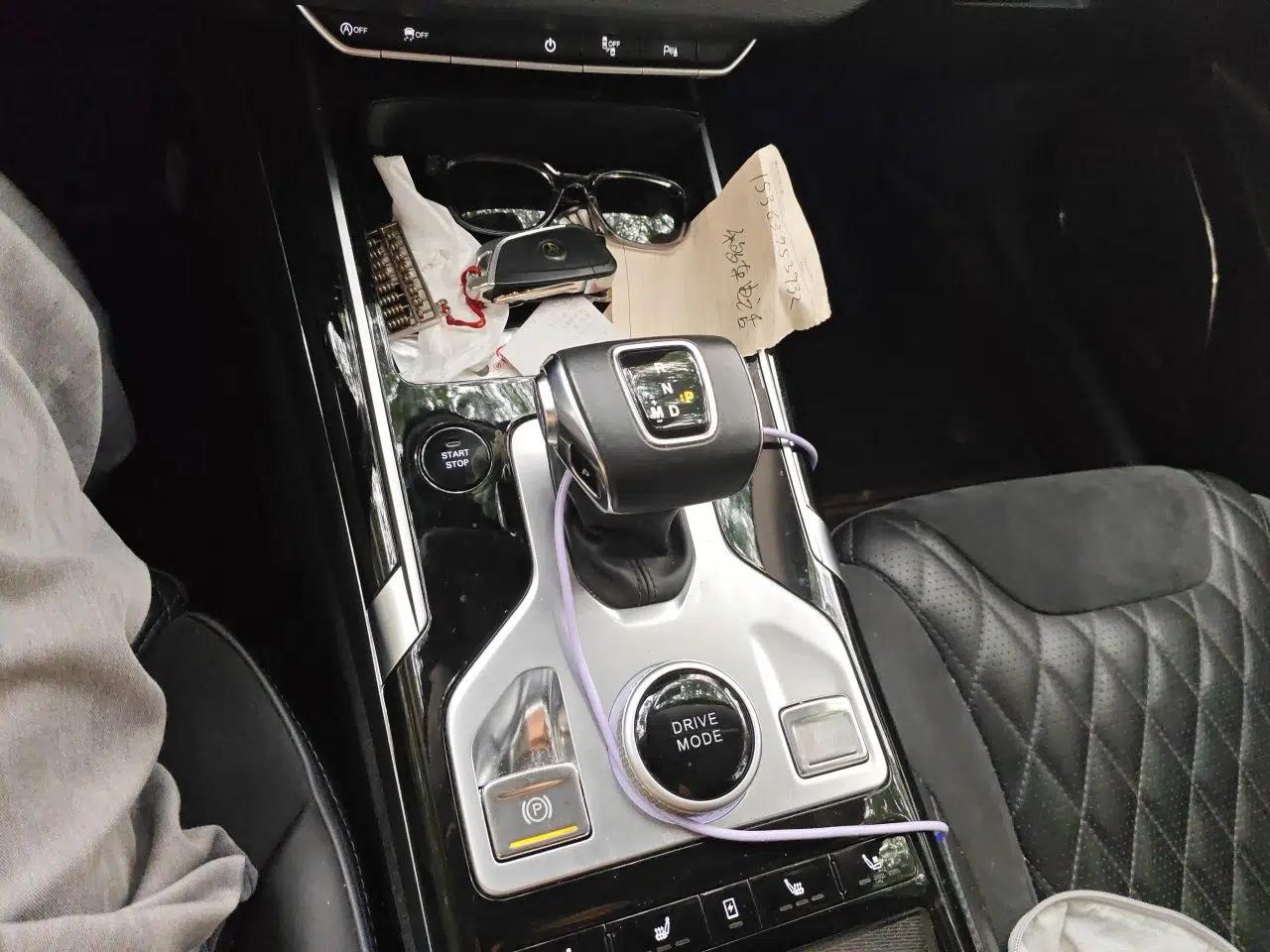 Hongqi HS5 2019 2.0T Smart Connect Flagship Edition — миниатюра 14