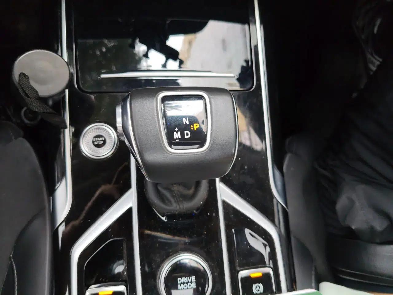 Hongqi HS5 2022 Revised Version 2.0T Smart Connect Flagship Edition — миниатюра 14