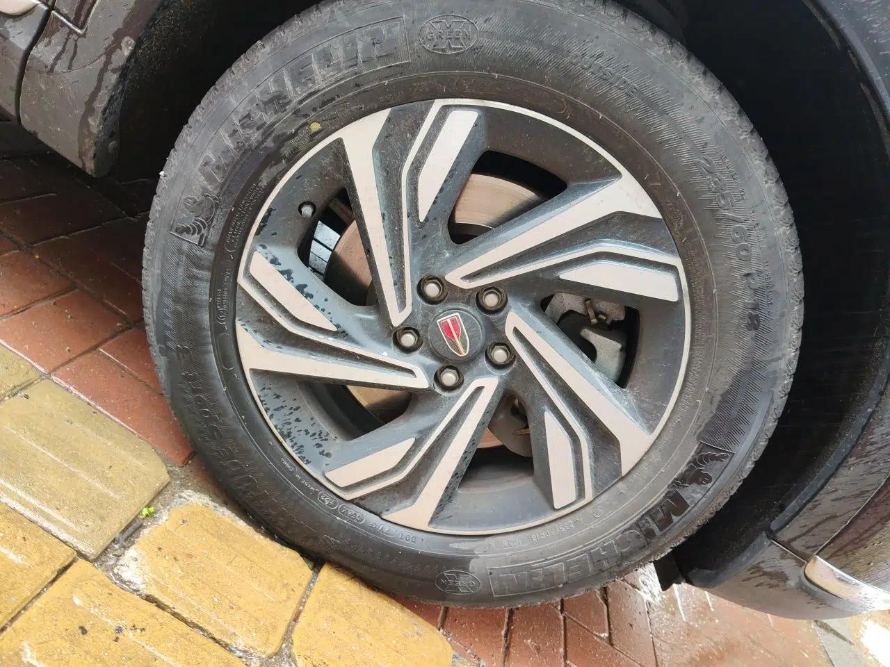 Hongqi HS5 2022 Revised Version 2.0T Smart Connect Flagship Edition — миниатюра 8
