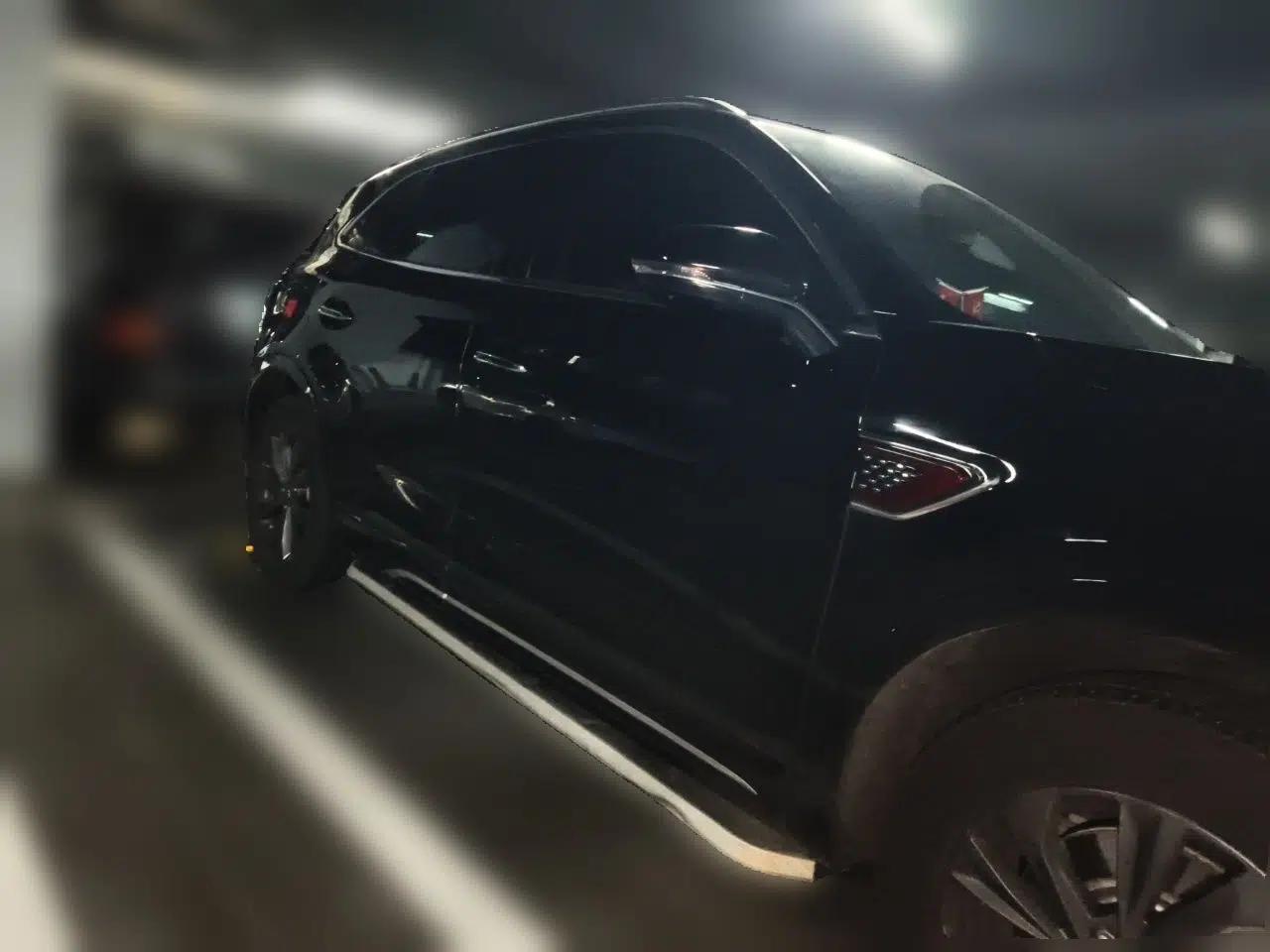Hongqi HS5 2023 2.0T Qixiang Pro 500 000th Unit Commemorative Edition — миниатюра 3