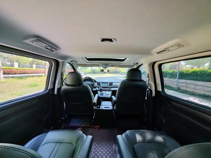 Maxus G10 2021 2.0T Gasoline Automatic Elite Edition 7-Seater — миниатюра 12
