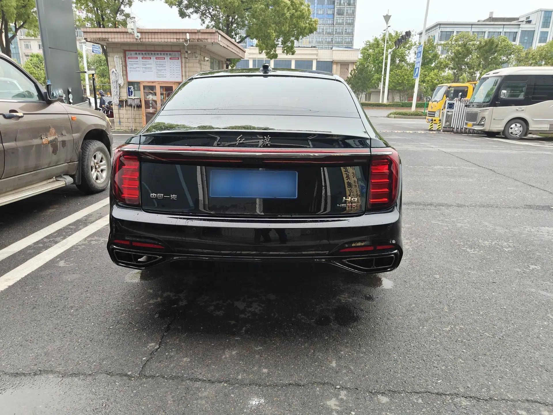Hongqi H9 2025 2.0T Two-Wheel Drive Flagship Private Enjoyment Fashion Edition 5 Seats — миниатюра 2