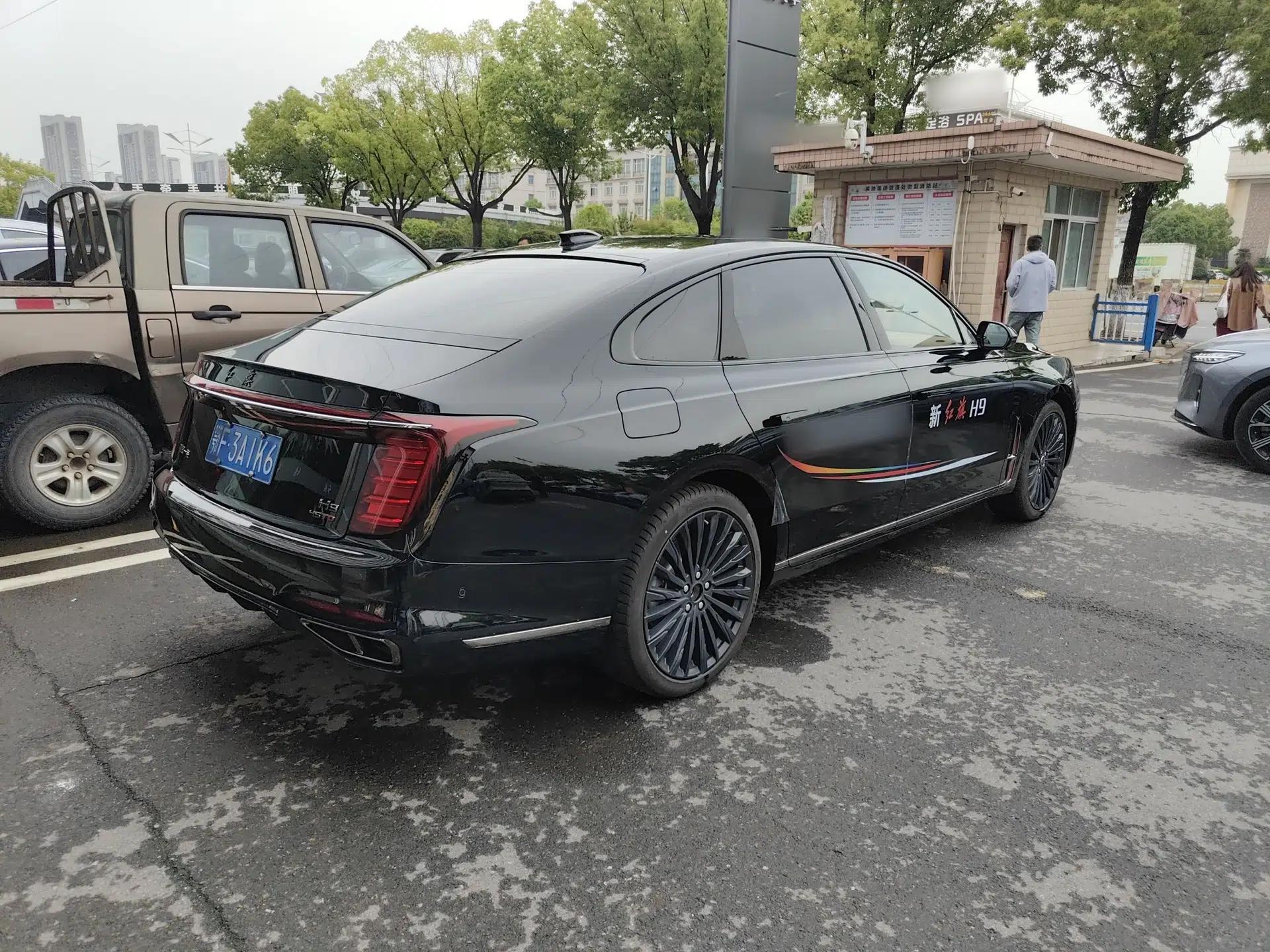 Hongqi H9 2025 2.0T Two-Wheel Drive Flagship Private Enjoyment Fashion Edition 5 Seats — миниатюра 5